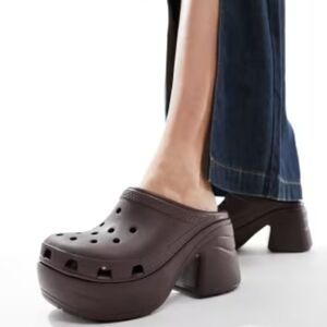 Crocs Siren Clogs Brown - women's 6